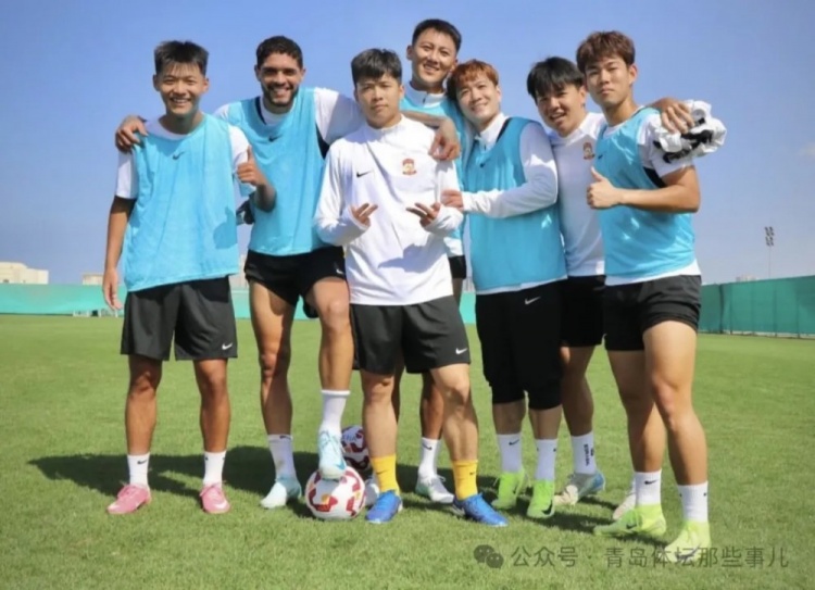 記者：劉小龍接近加盟青島西海岸，正隨隊在迪拜拉練只差官宣