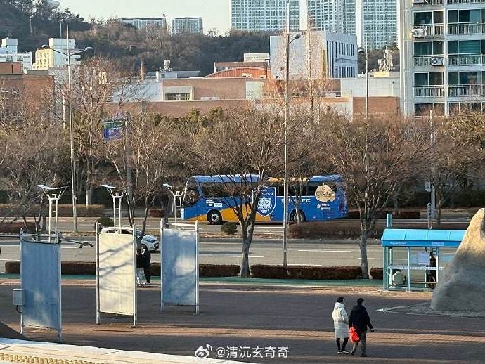  泰山隊退賽！博主：蔚山的大巴已經(jīng)抵達球場，隨后又開了回去